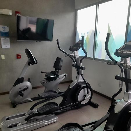 Lujoso condominio con lavadora y secadora, S. José San José Esterno foto