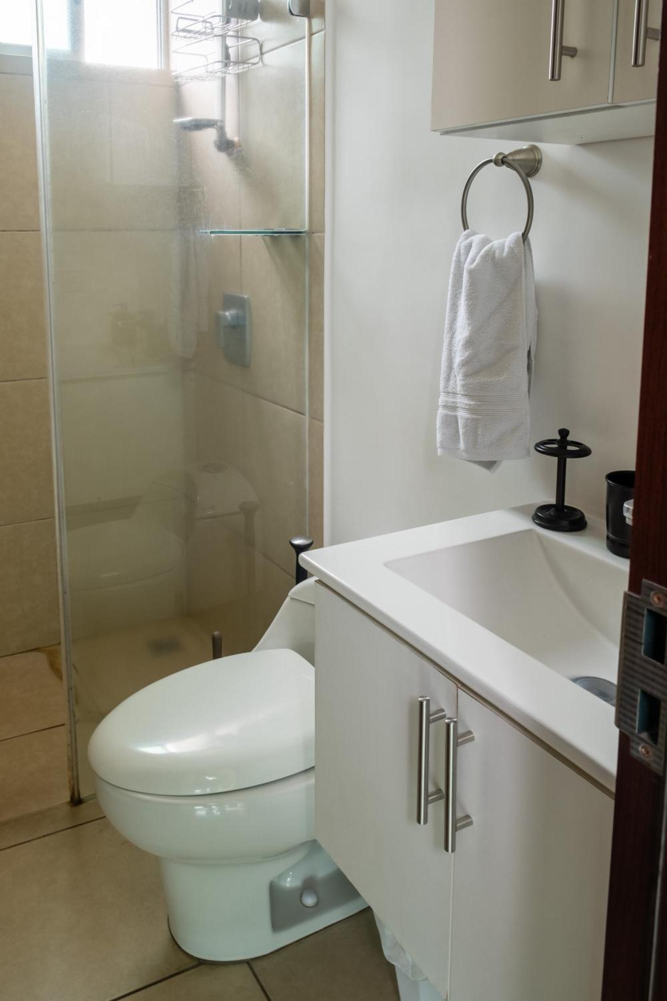 Lujoso condominio con lavadora y secadora, S. José San José Esterno foto