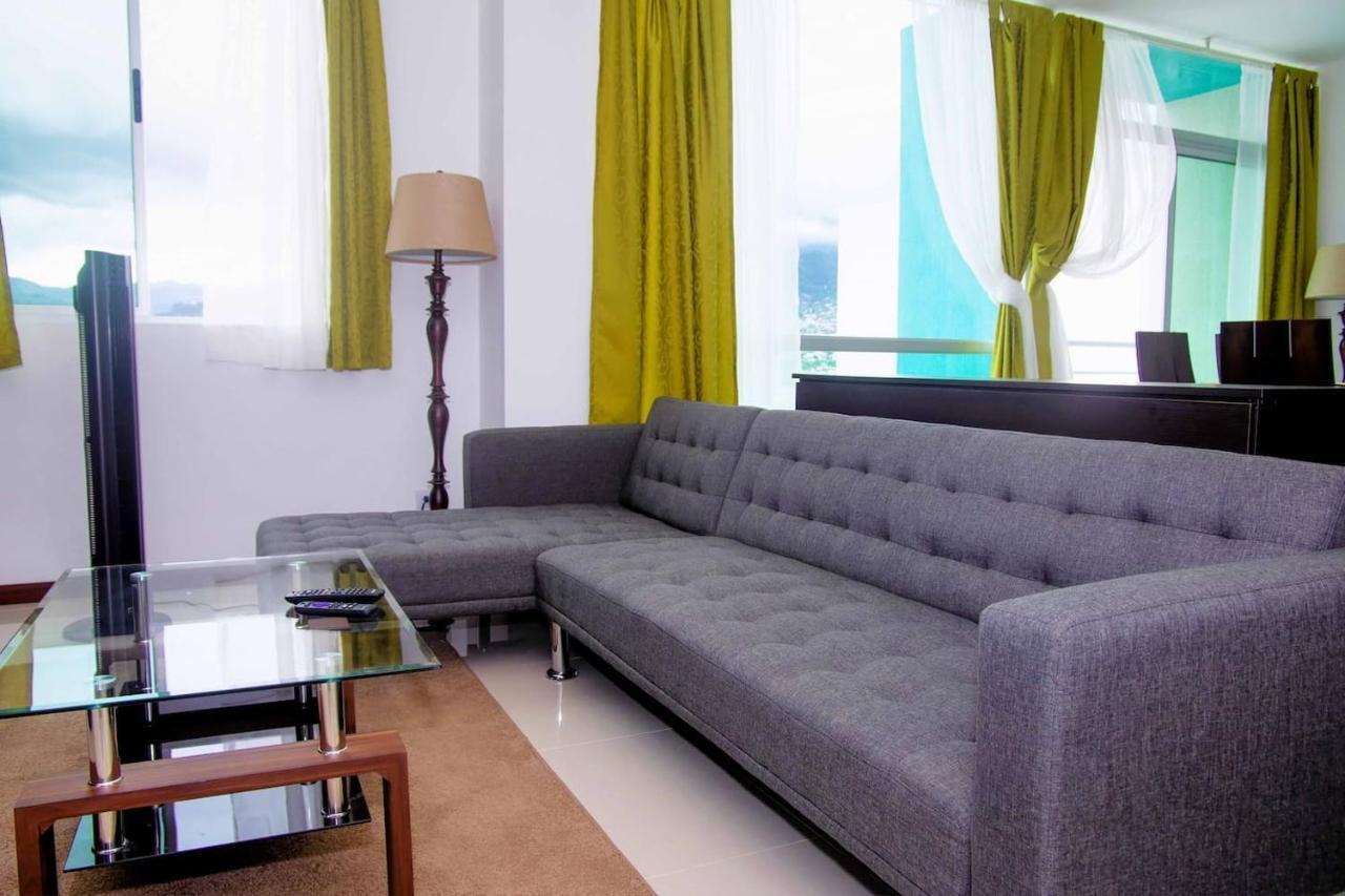 Lujoso condominio con lavadora y secadora, S. José San José Esterno foto